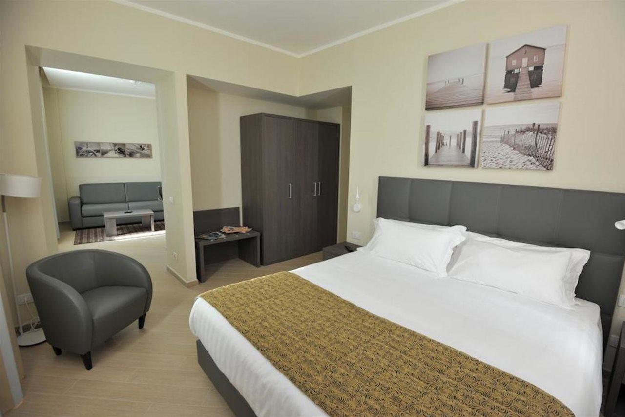 Chc Business Residence Cenova Dış mekan fotoğraf