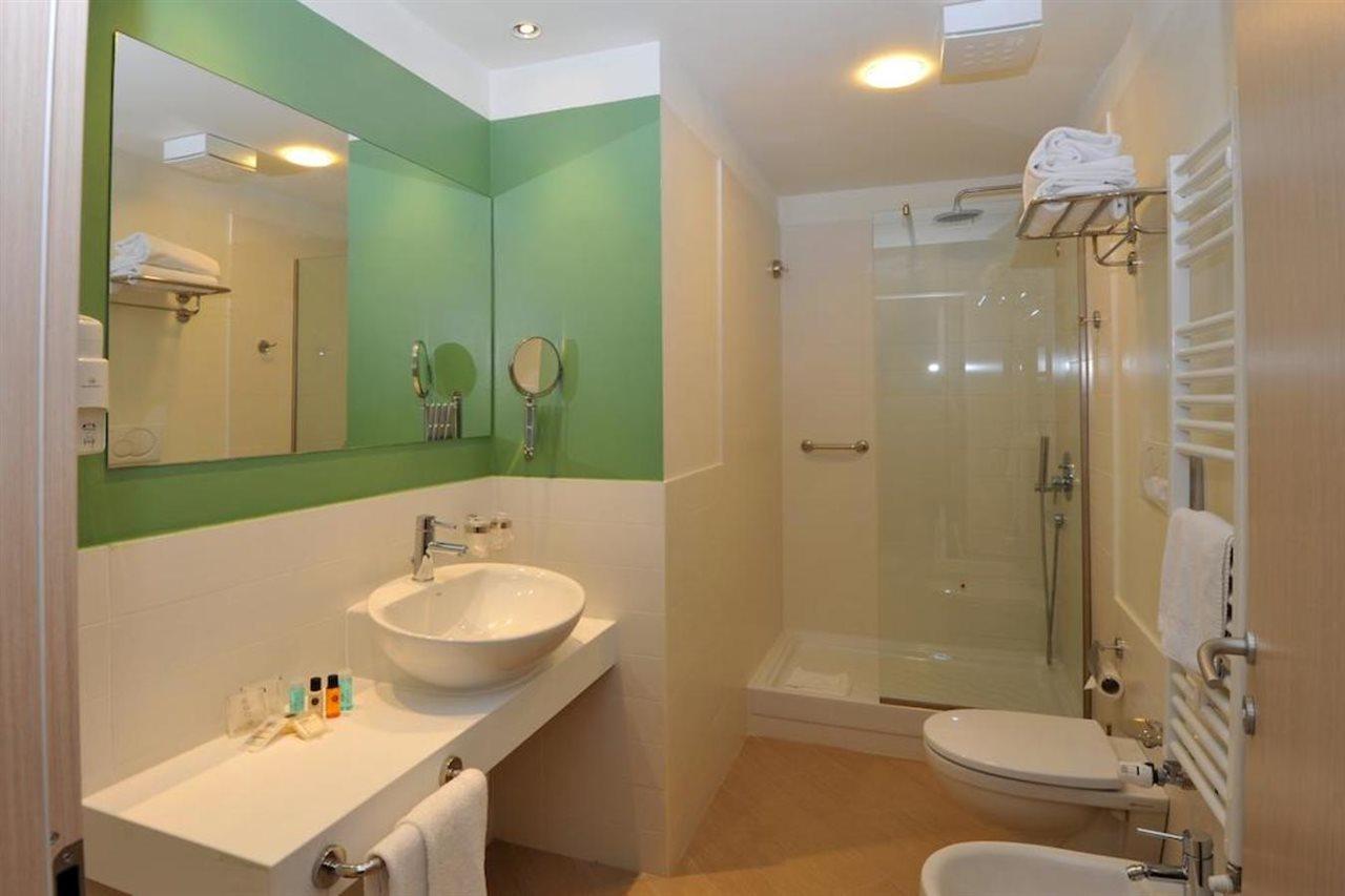 Chc Business Residence Cenova Dış mekan fotoğraf