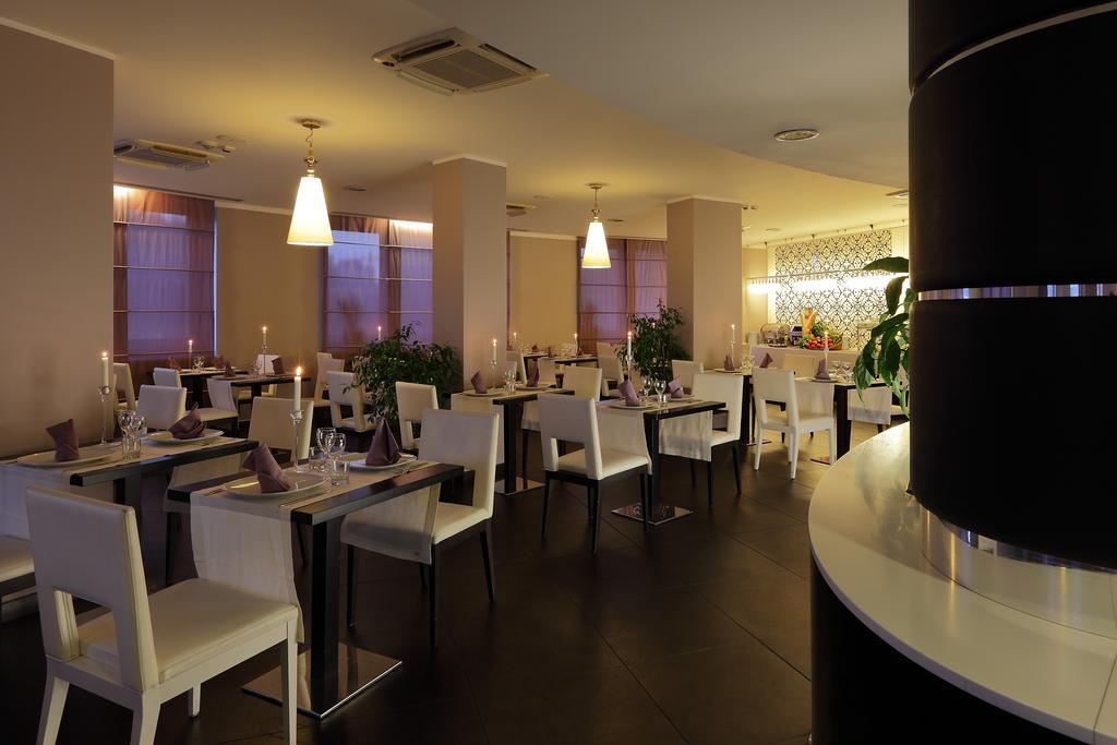 Chc Business Residence Cenova Dış mekan fotoğraf