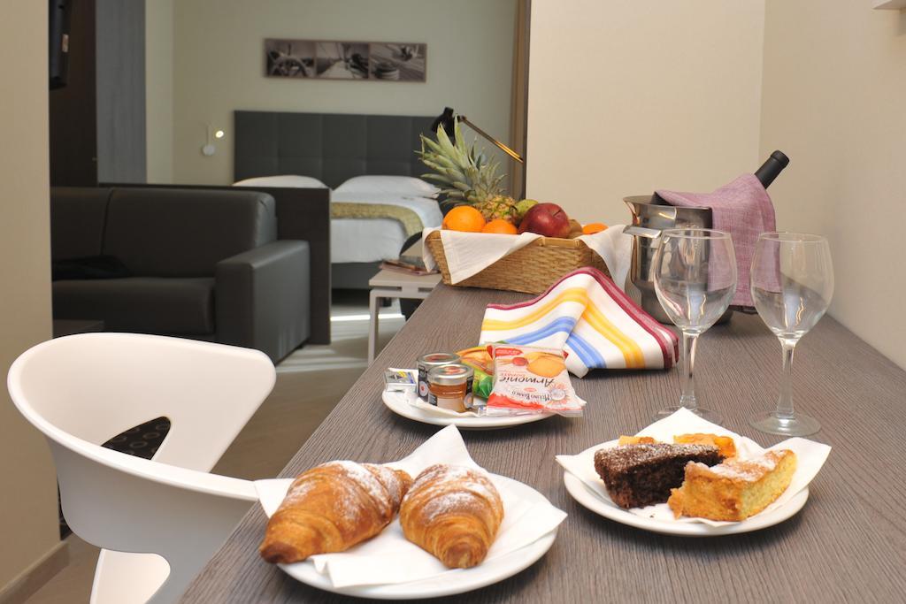 Chc Business Residence Cenova Dış mekan fotoğraf